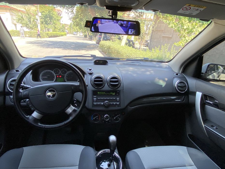 Chevrolet Nexia 3 sotiladi.