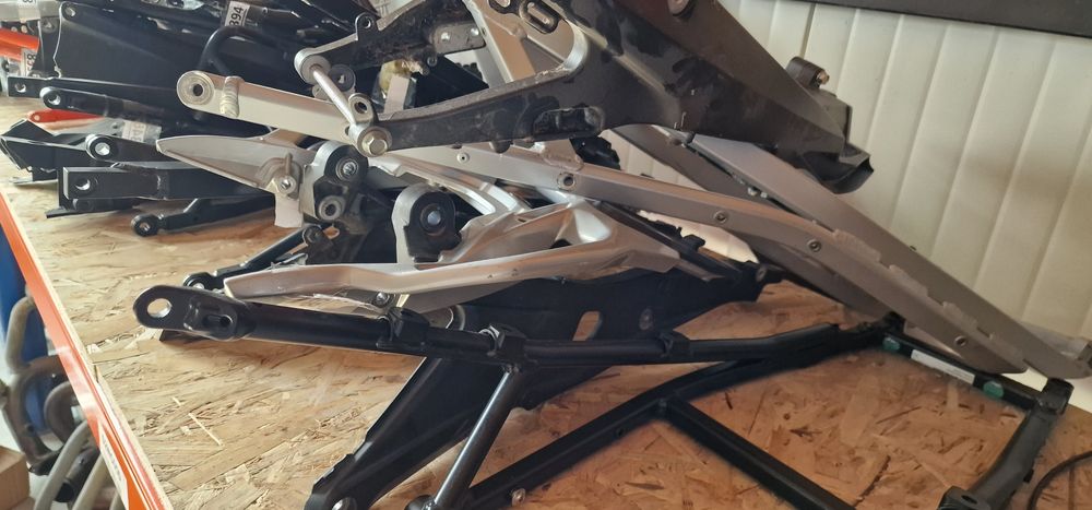 Cadru spate codita Suzuki Honda Yamaha Kawasaki Ducati BMW