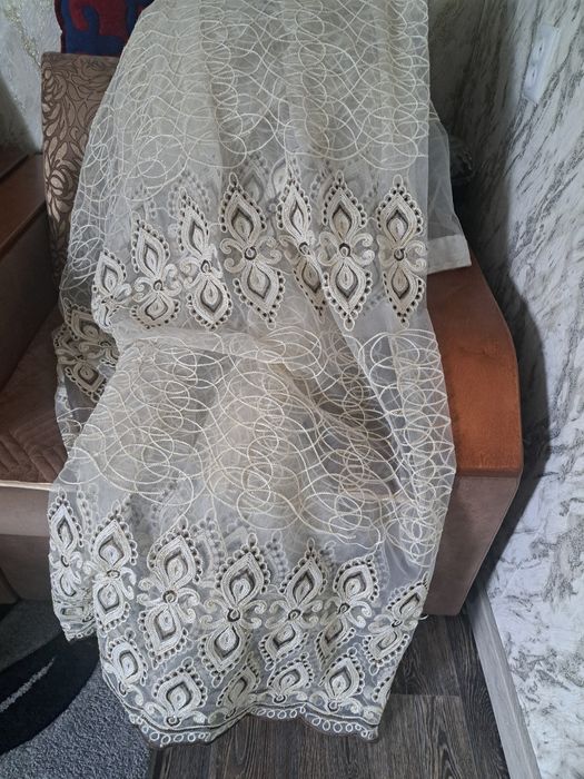 Красивый штор с узорами