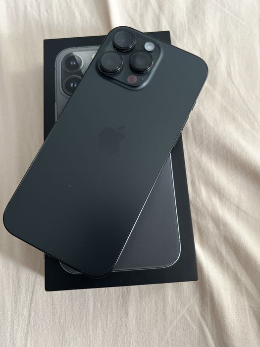 Iphone 16 pro  max impecabil !