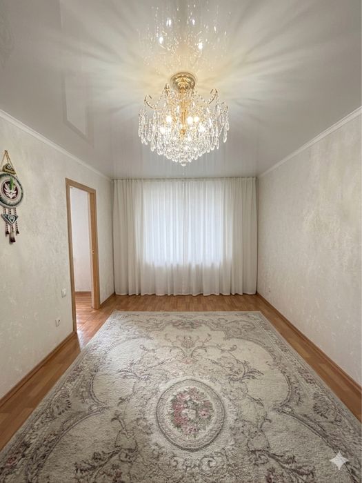 4-х комнатная квартира,мкр Строитель!