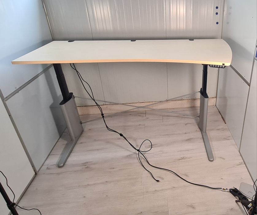 Немско офис бюро електрическо регулираем оборудване