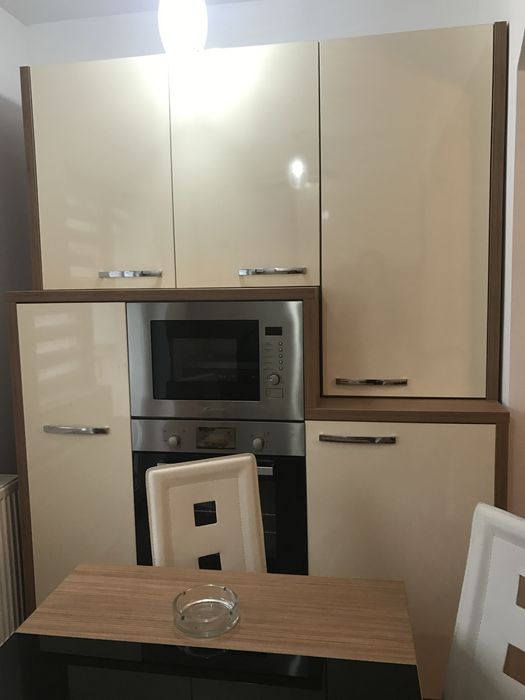 De închiriat apatrament cu 2 camere