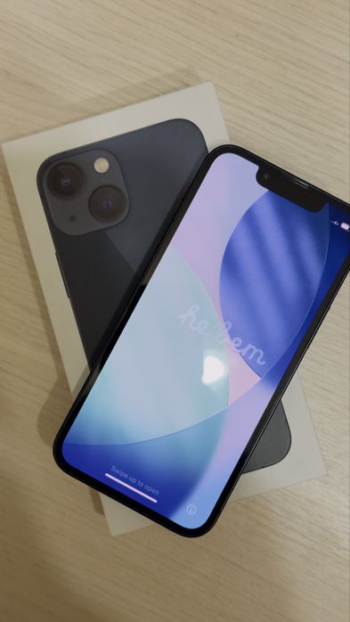 Продам Айфон 13 мини