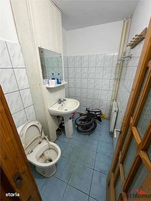 Apartament 4 camere, parter, 94mp, zona Politie - Lupeni