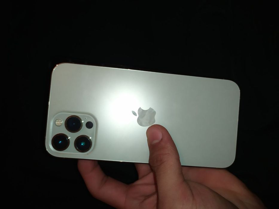 Айфон 12про макс сатылады