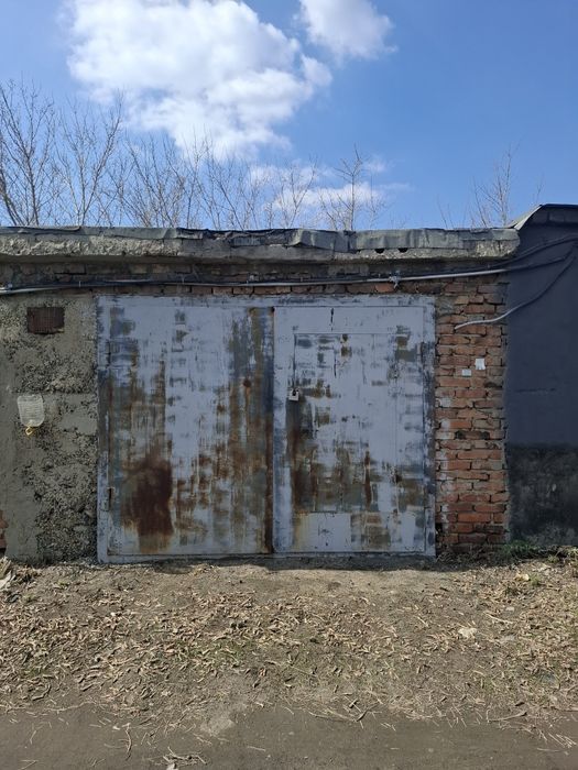 Продам гараж в Согре.