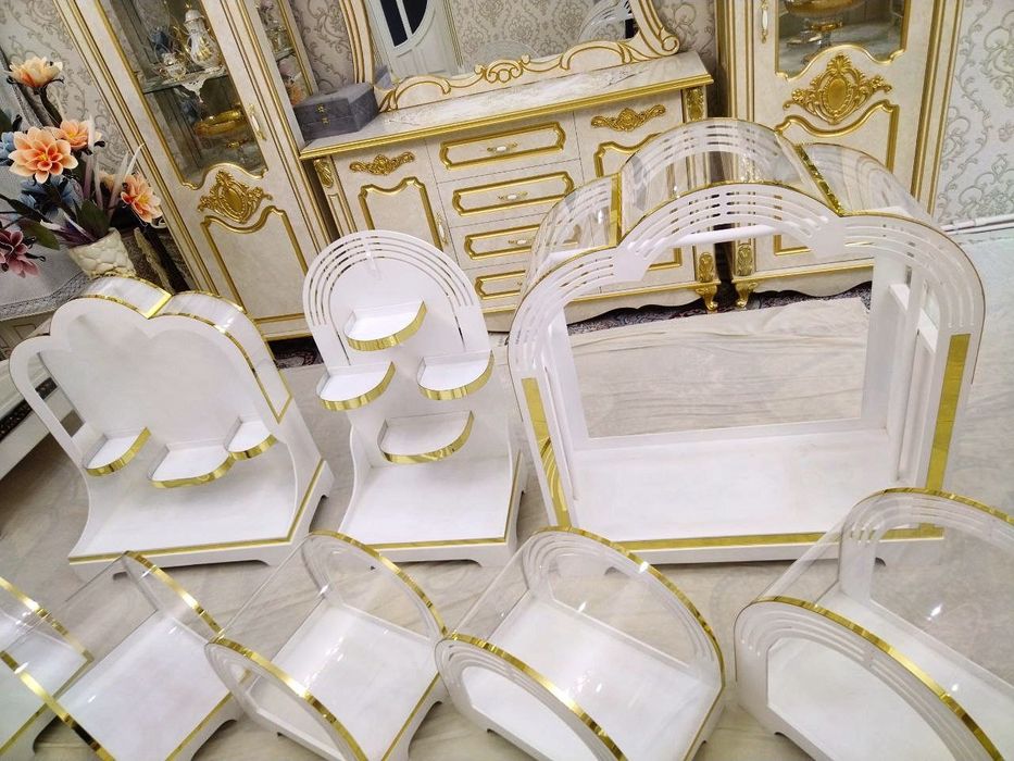 Fotixa Beshik va moyoyar toylar