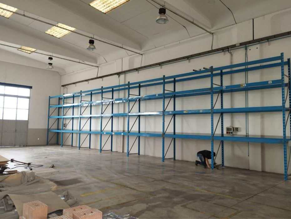 Rafturi metalice noi si sh