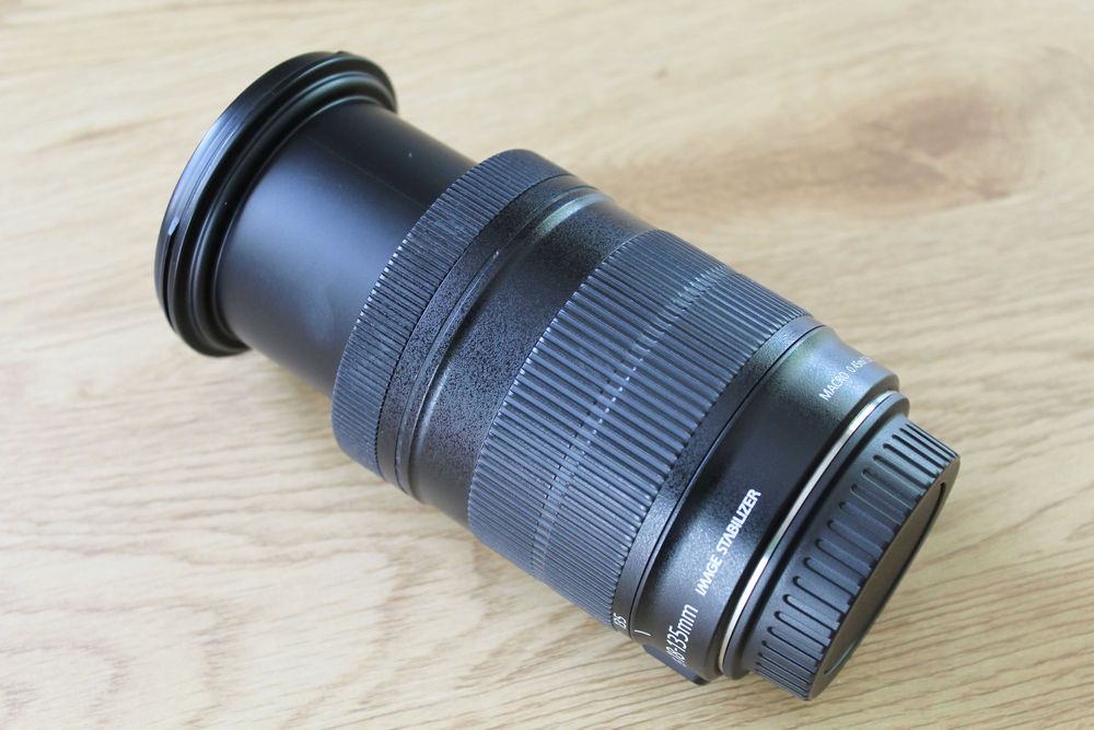 Obiectiv Canon 18-135mm