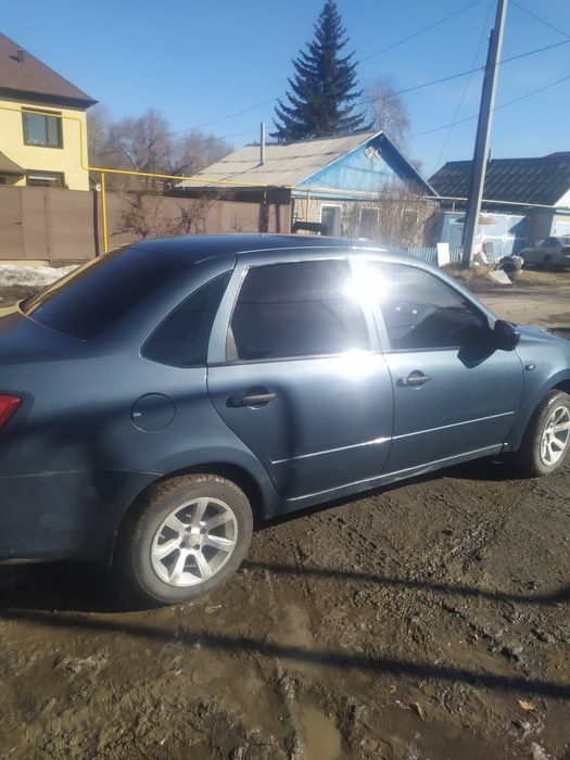 Гранта продам 2014года