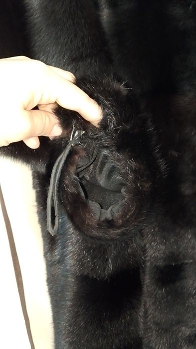 Продаётся шуба женская