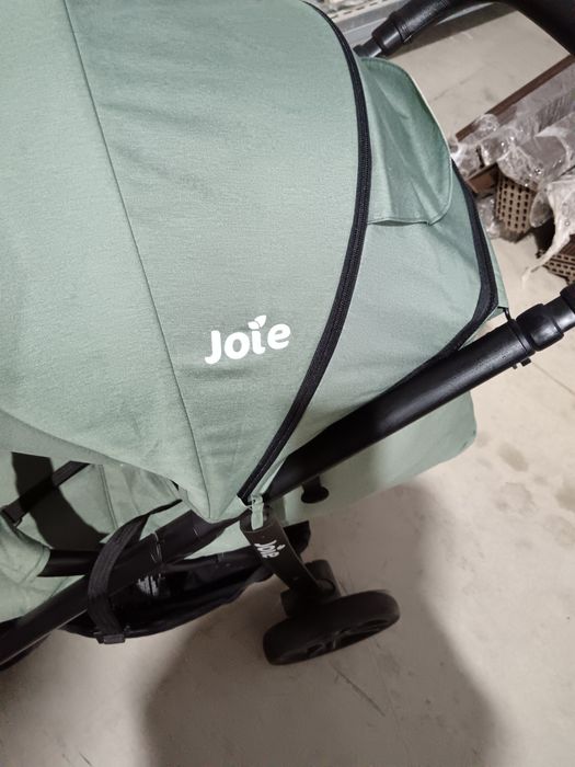 Vând cărucior în stare perfecta