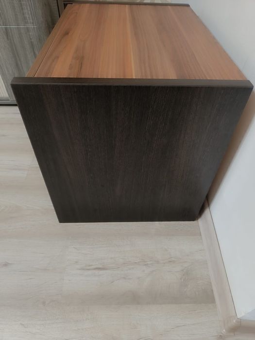 Прикроватная тумбочка Россия