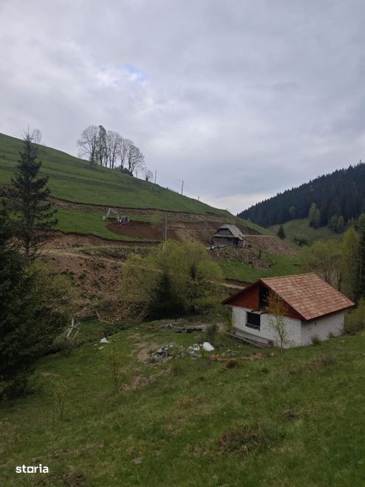 Teren 1500mp | PRIVELISTE | INTRAVILAN | Muntele Baisorii