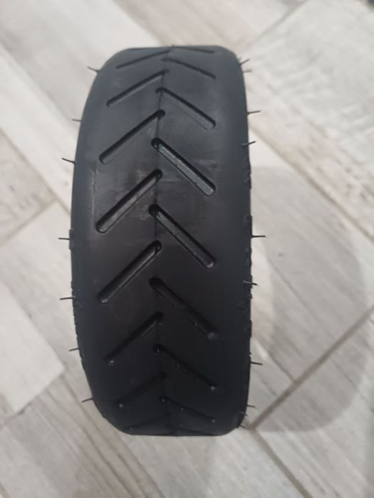Cauciuc trotineta