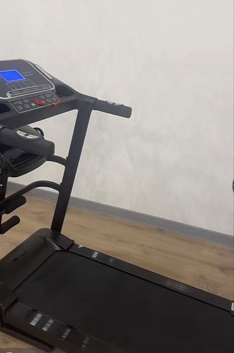 Продам беговую дорожку