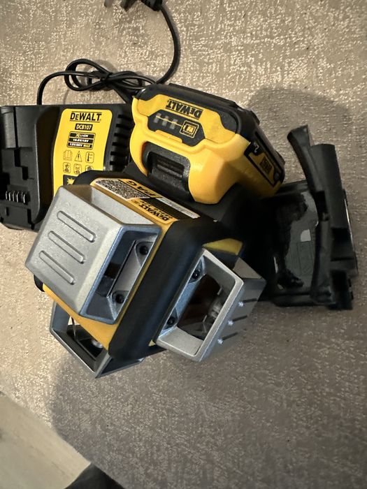 Лазер Dewalt 360 Green