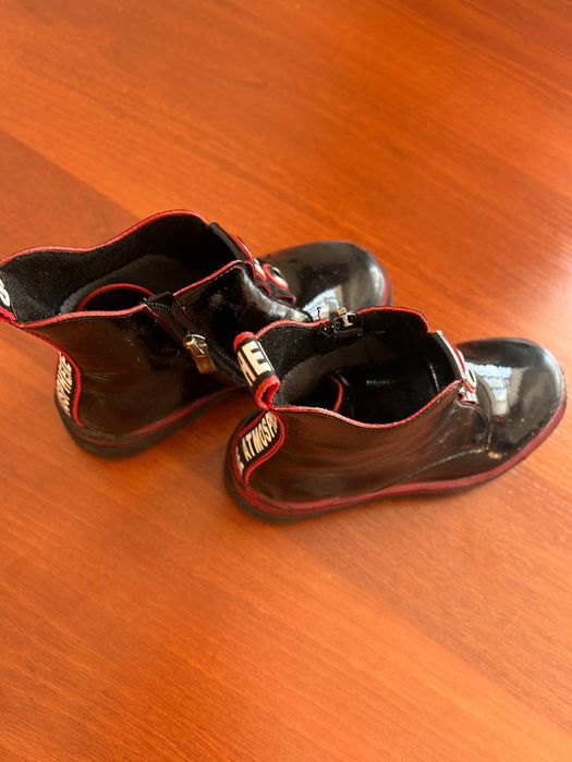 Продам сапожки детские. Кожа. 30р