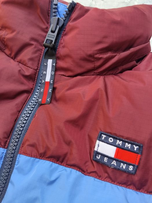 Vând vestă de bărbați Tommy Hilfiger originală!