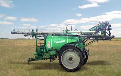 Продам прицепной Опрыскиватель АВАГРО