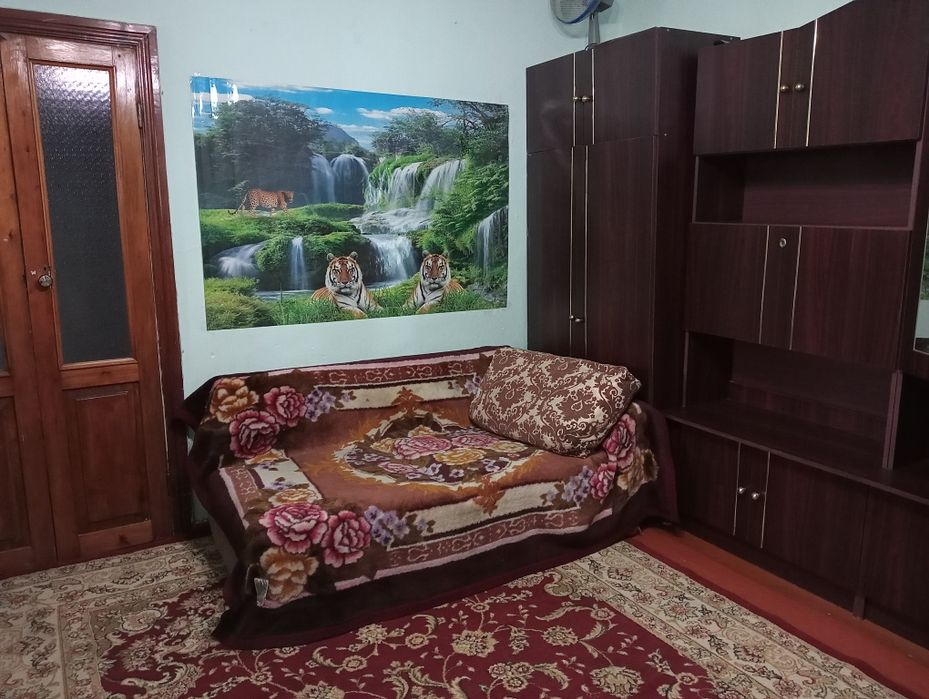 Сдам семейной паре , пол дома