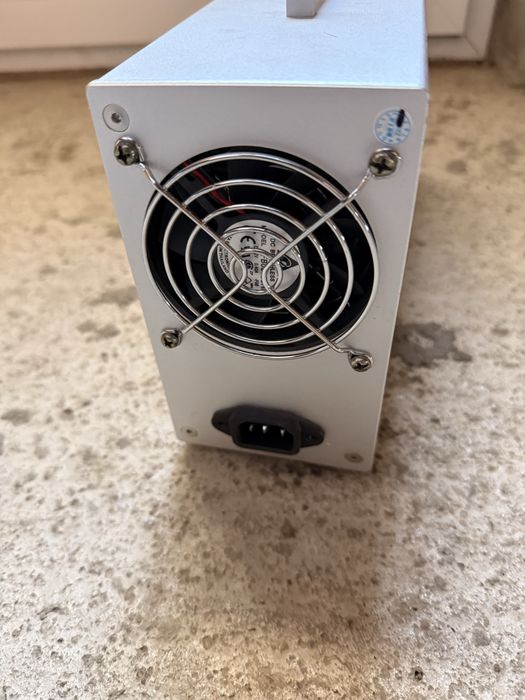 Incarcator baterii fotovoltaice