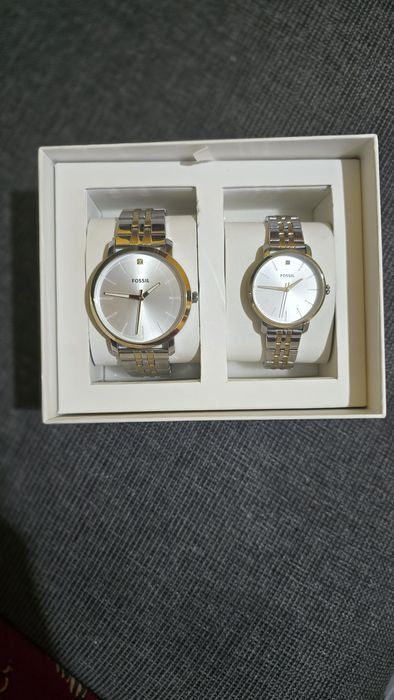 Ceasuri marca Fossil pentru el și ea.