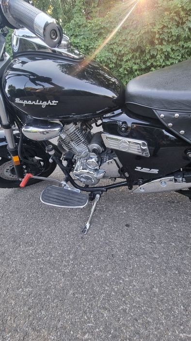 Keeway Superlight 125