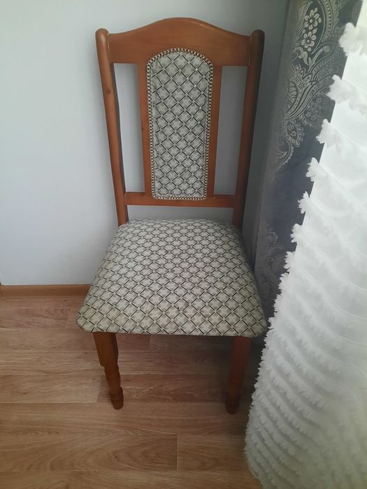 Продам стол со стульями