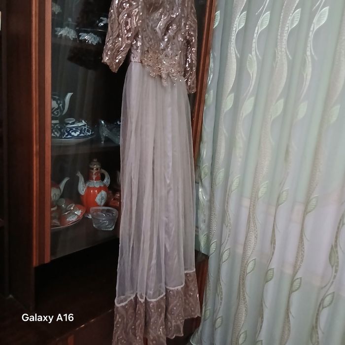 Vecherniy koyne sotiladi.