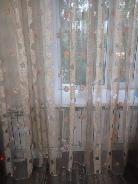 Продаются Шторы тюль