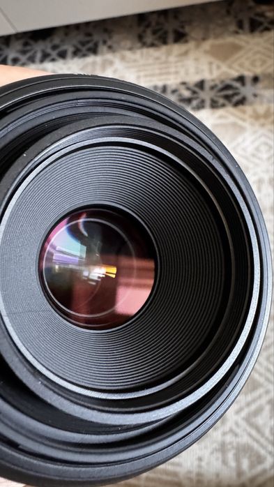 Sigma Art AF 70mm F/2.8 DG MACRO Sony E