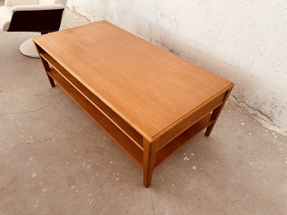 Винтидж шведска холна маса от тиков фурнир с чекмедже – Scandinavian Design