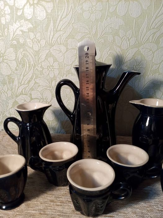 Сервиз из керамики.