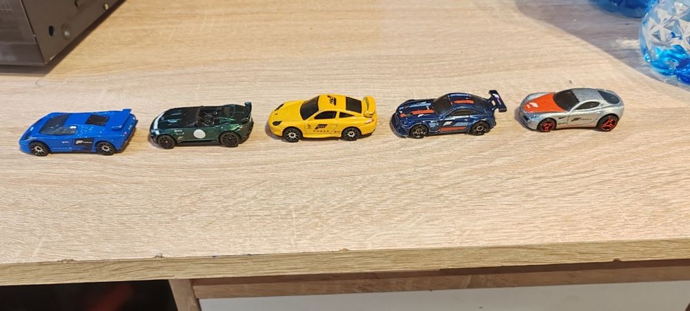 Mașinute HotWheels