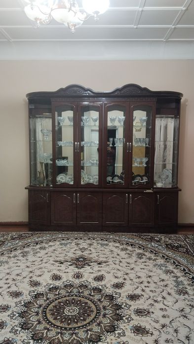 Продаётся стенка в хорошем состоянии