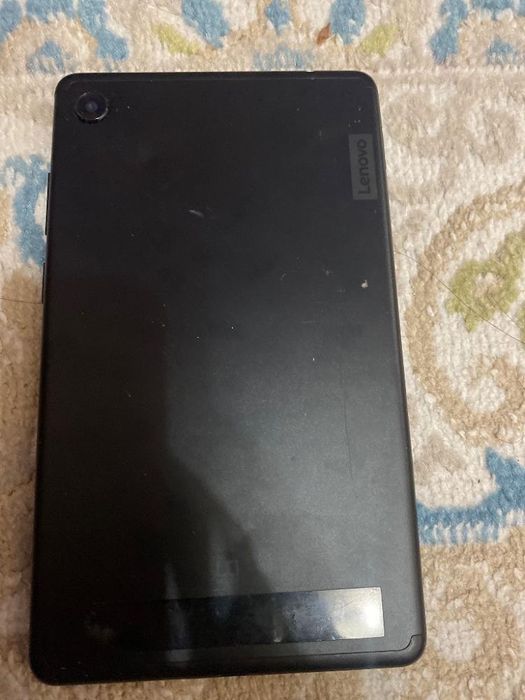 Планшет Lenovo (Черный