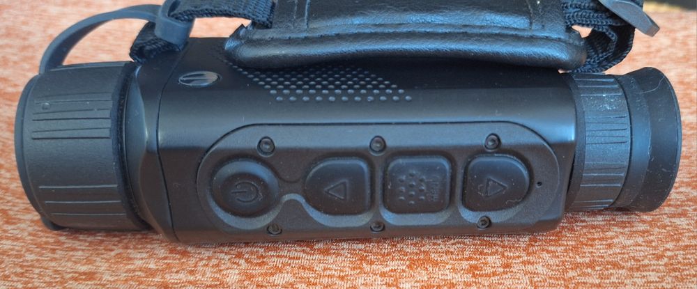 Cameră cu termoviziune Pulsar Axion XM30