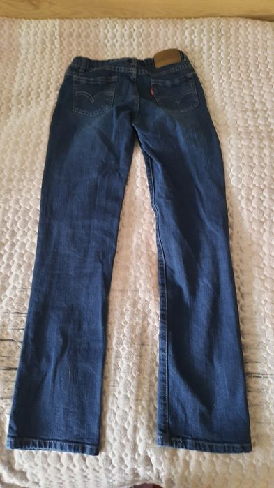 Джинсы разные на девочку