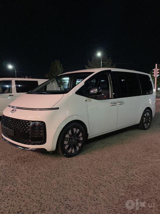 Taxi Vip Samarqand Tashkent miniven Staria