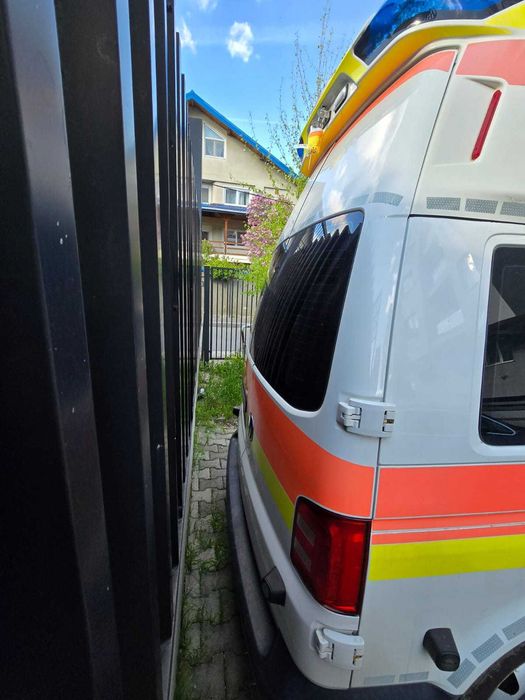 VW Autoutilitara (sau schimb) Automata fosta Ambulanta 2016 Germania
