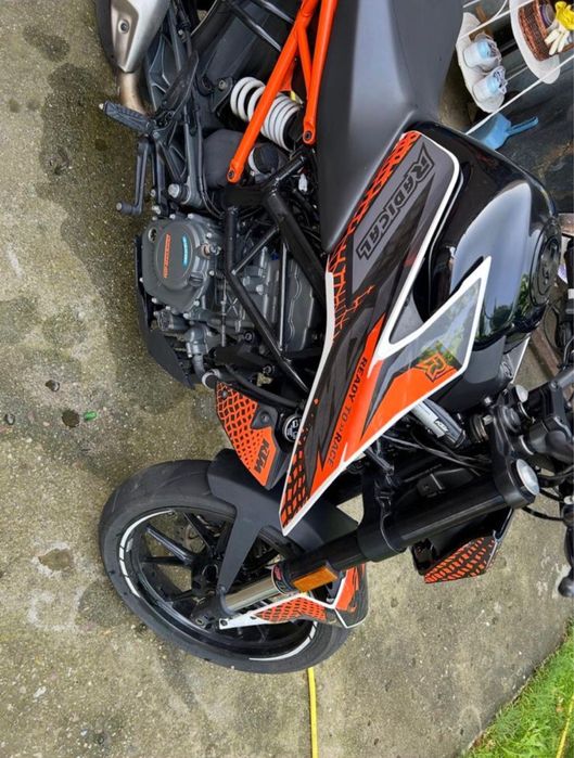 Vand ktm duke 125 cmc