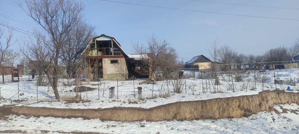 Продам участок 14 соток, с домиком.