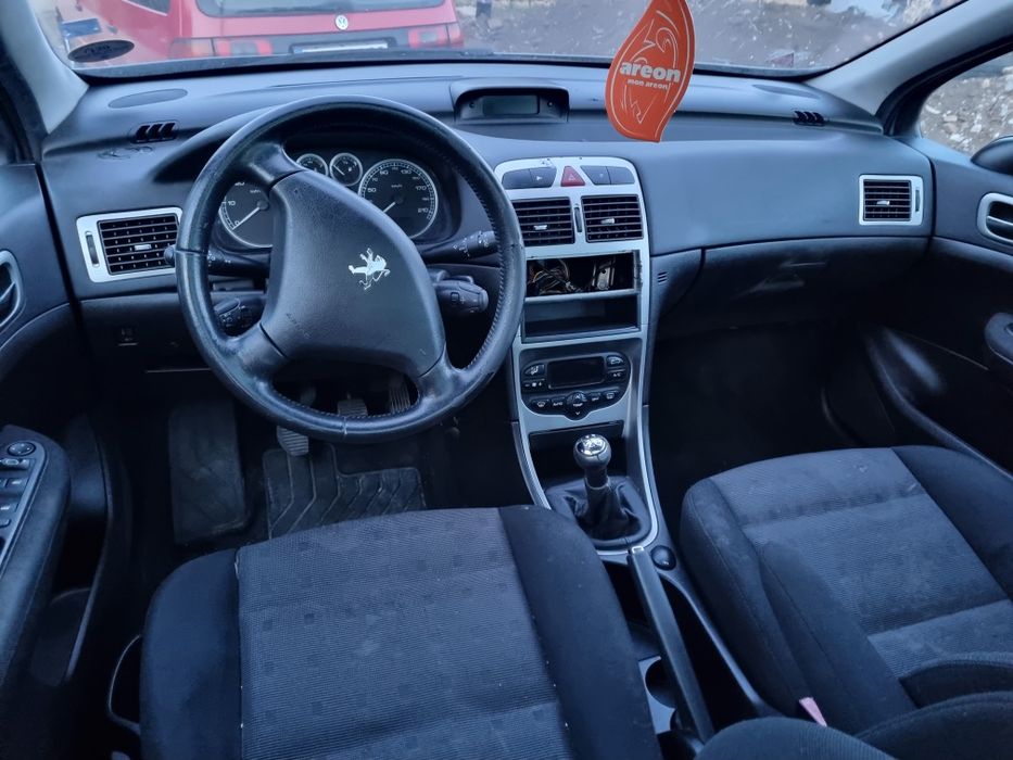 Пежо 307 sw 1.6 hdi 109  коня 2005 година на части