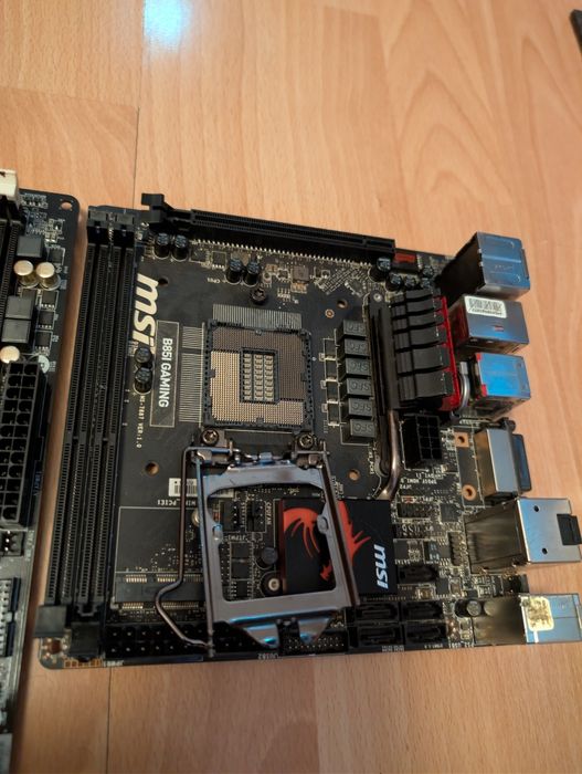 Placa de baza Asrock B85 Killer Fatality B85I Gaming MSI defecte