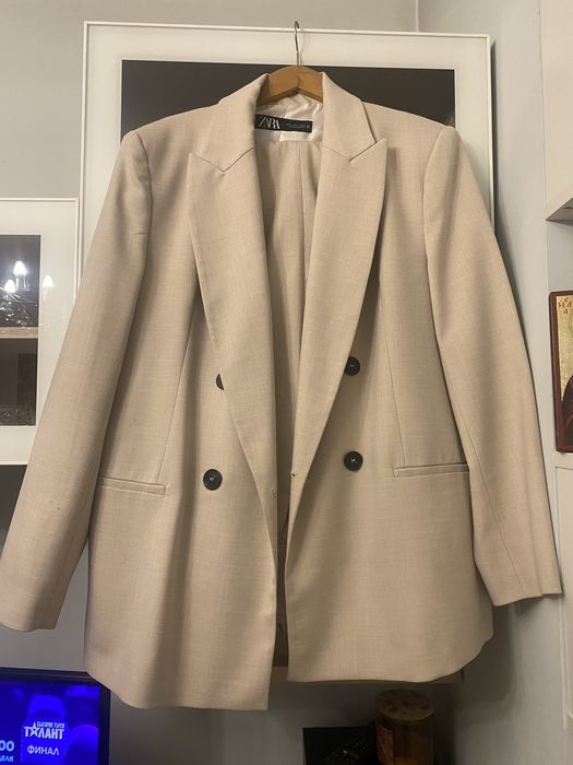 Комплект сако и панталон от Zara