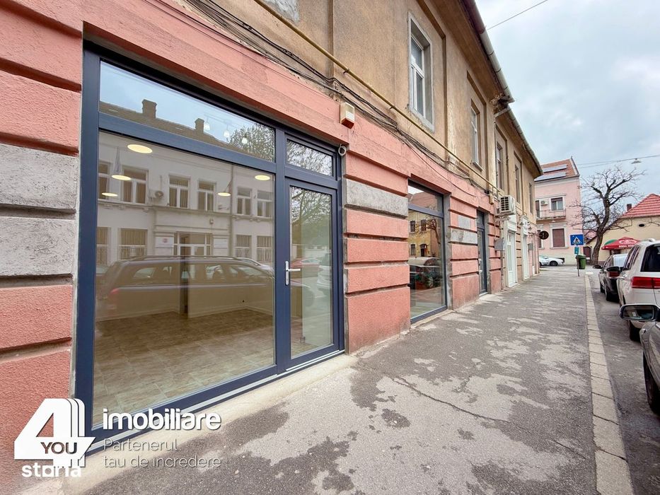 Spatiu de inchiriat 25 mp cu vitrina str.Lucian Blaga -265 euro