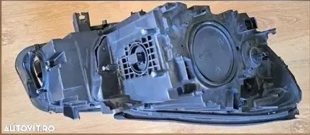 Far stanga gol bmw full led cu prinderi urechi rupte si crapatura carcasa Original BMW F45 F46