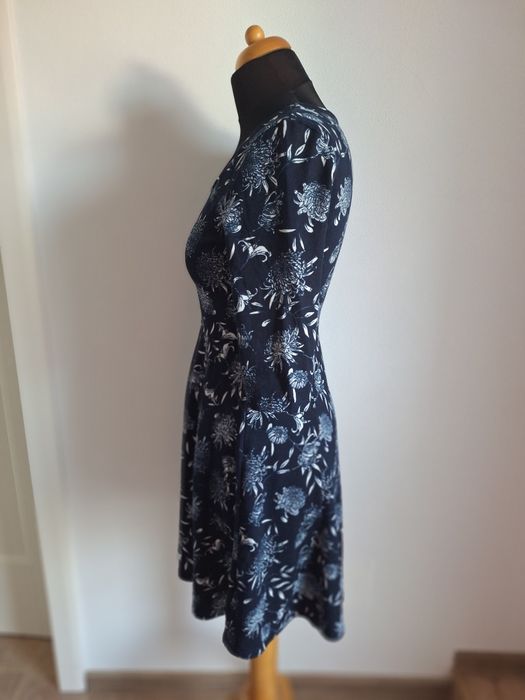 Rochie albastra cu flori mărimea Xs